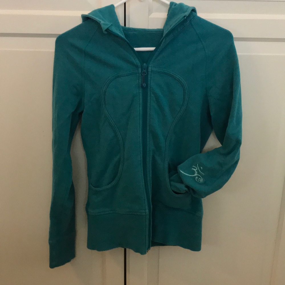 Lululemon vintage scuba light hoodie size 4